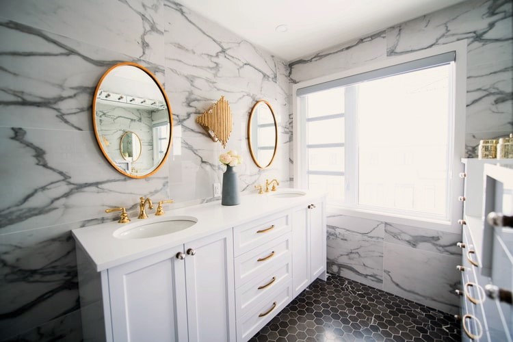 Modern Bathroom